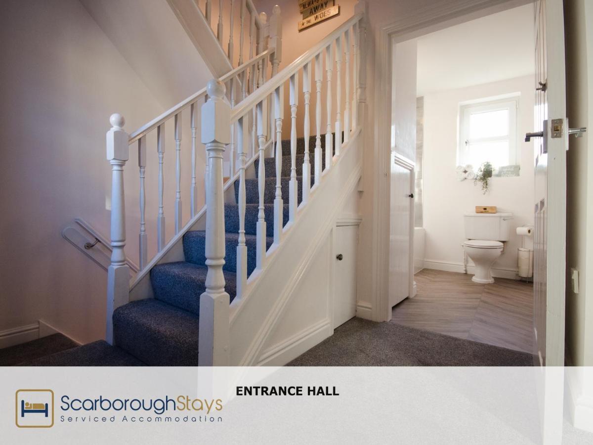 Hibernia Place, 3 Bedroom Townhouse With Patio & Seating Area - Free Parking Σκάρμπορο Εξωτερικό φωτογραφία