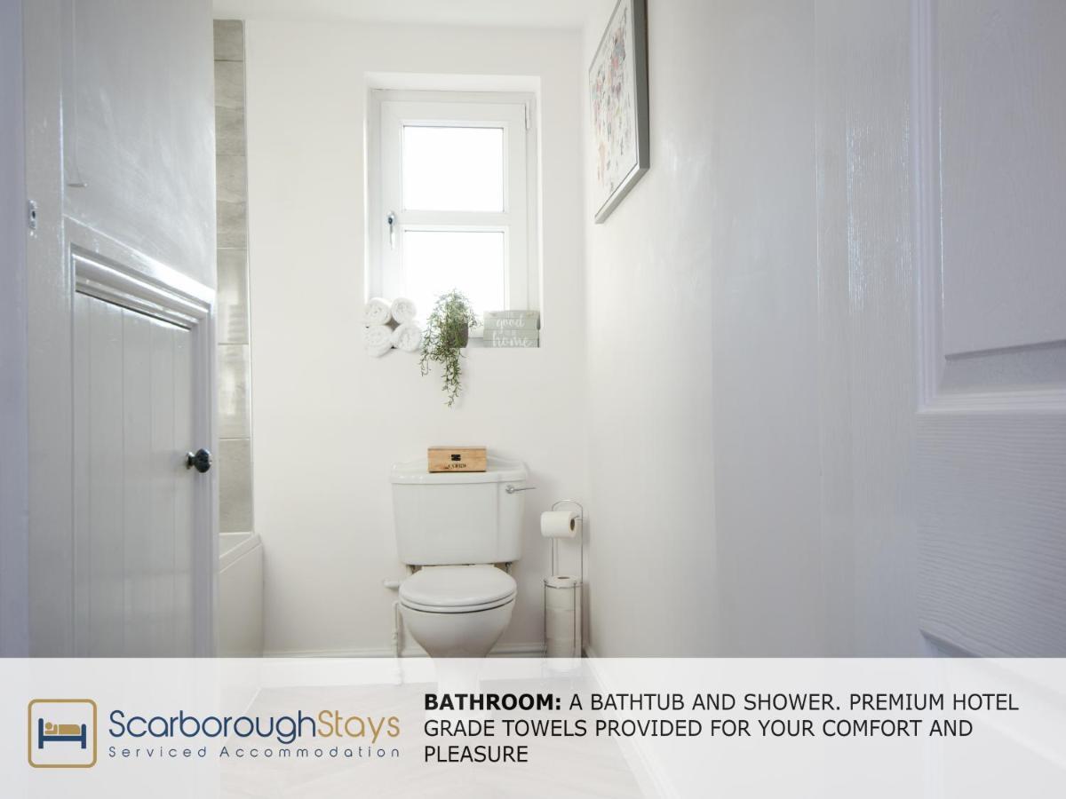 Hibernia Place, 3 Bedroom Townhouse With Patio & Seating Area - Free Parking Σκάρμπορο Εξωτερικό φωτογραφία